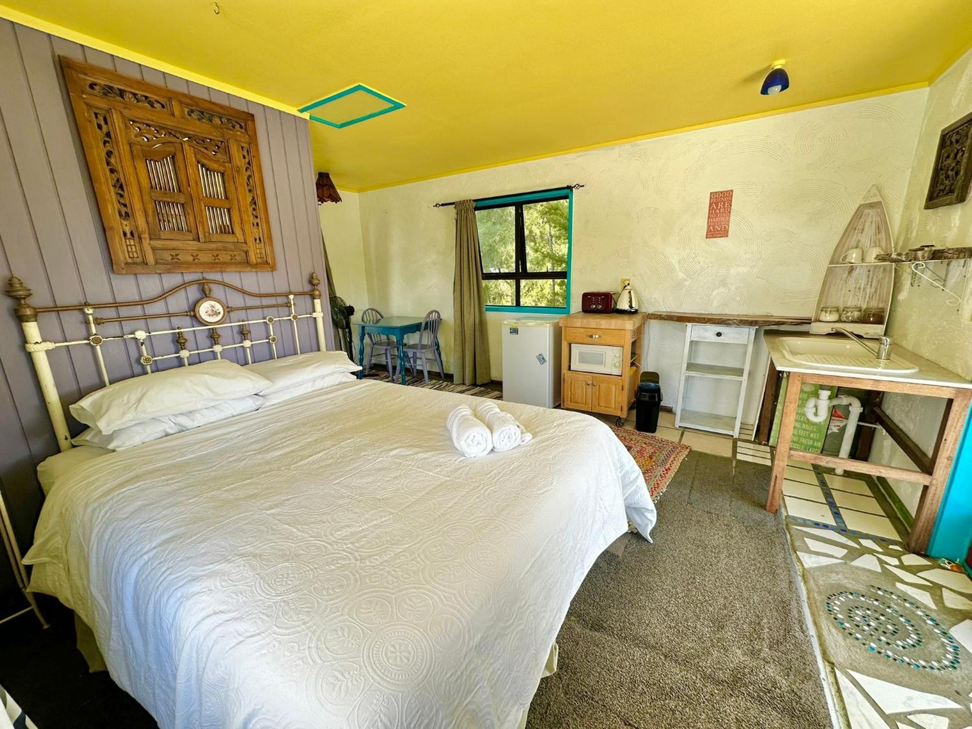 Cooks Beach Holiday Home المظهر الخارجي الصورة